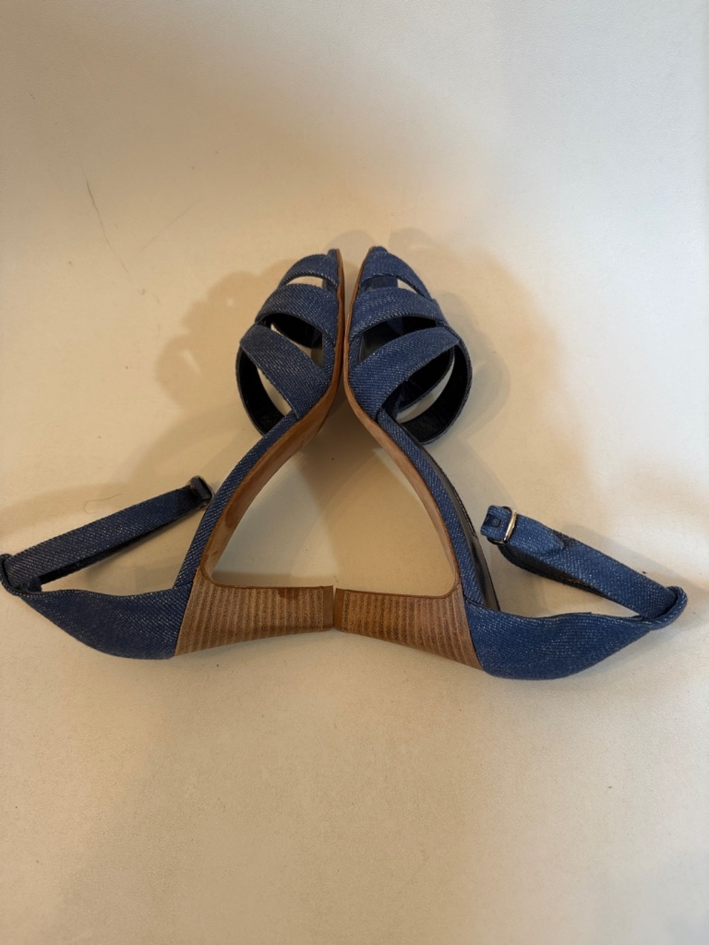 Manolo Blahnik Denim Blue Strappy Heeled Sandals 37 or 7 - Picture 8 of 11
